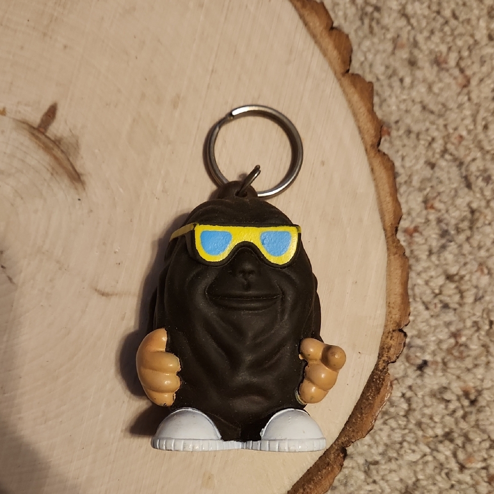 Vintage California Raisins Cool Sunglasses Keychain Coin Purse